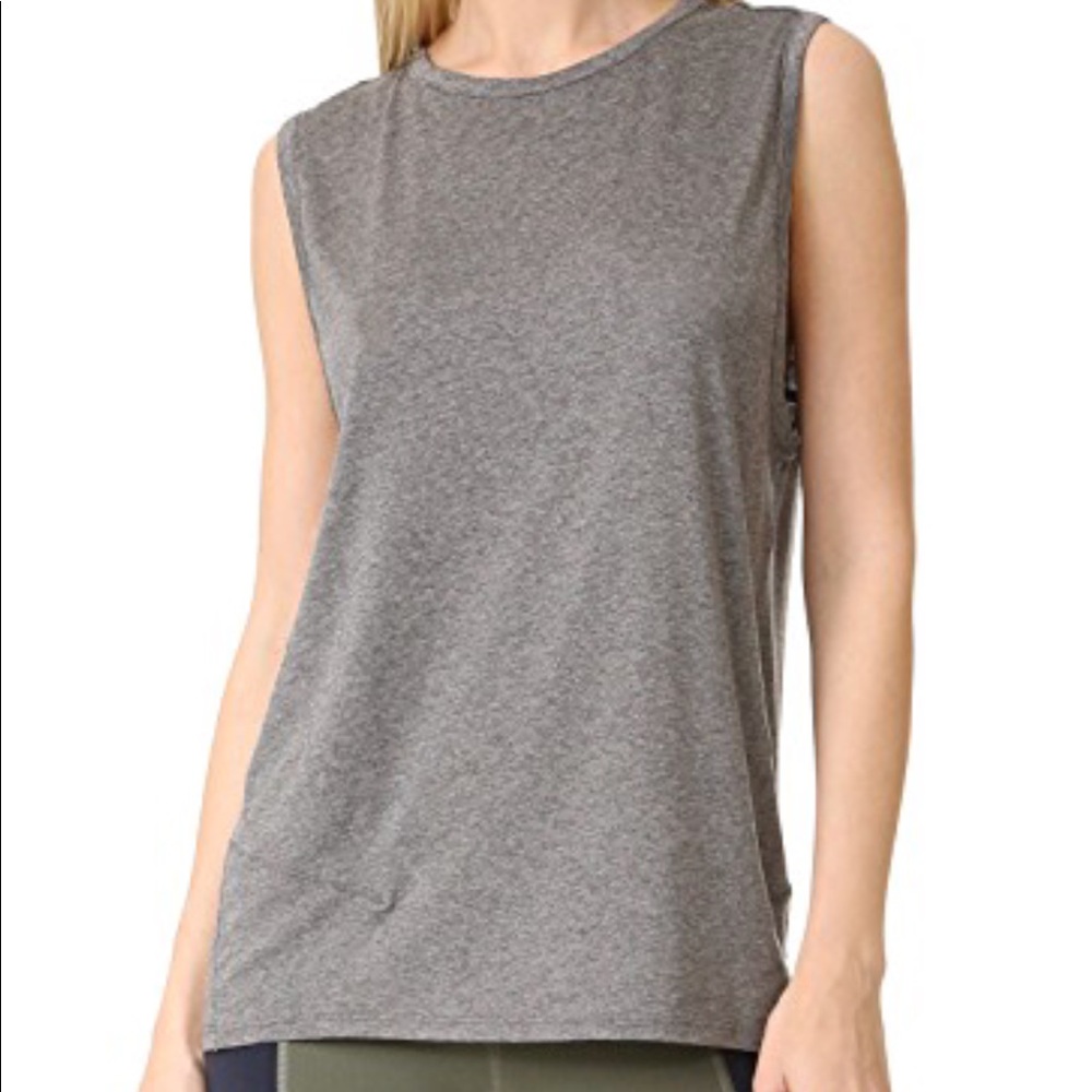 Live the Process Linear Muscle Tank Small